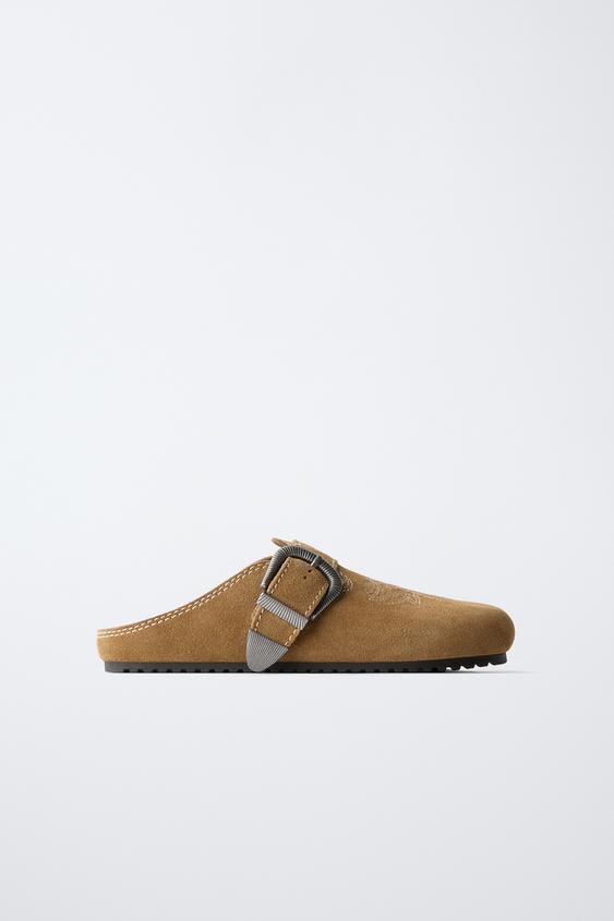 ZUECO HEBILLAS PIEL - Marrón de Zara - Imagen 0