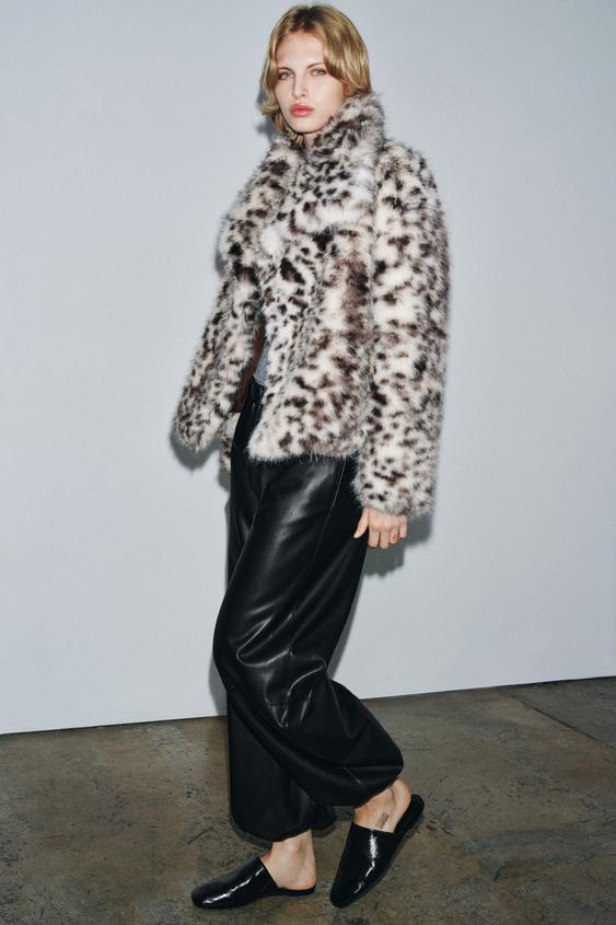 MANTEAU COURT EFFET FOURRURE IMPRIMÉ ANIMAL ZW COLLECTION