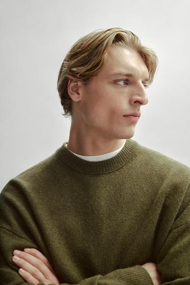 100% wool knit round-neck sweater — Dark olive 1