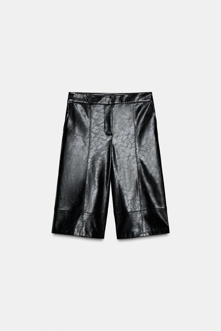 LONG FAUX LEATHER BERMUDA SHORTS