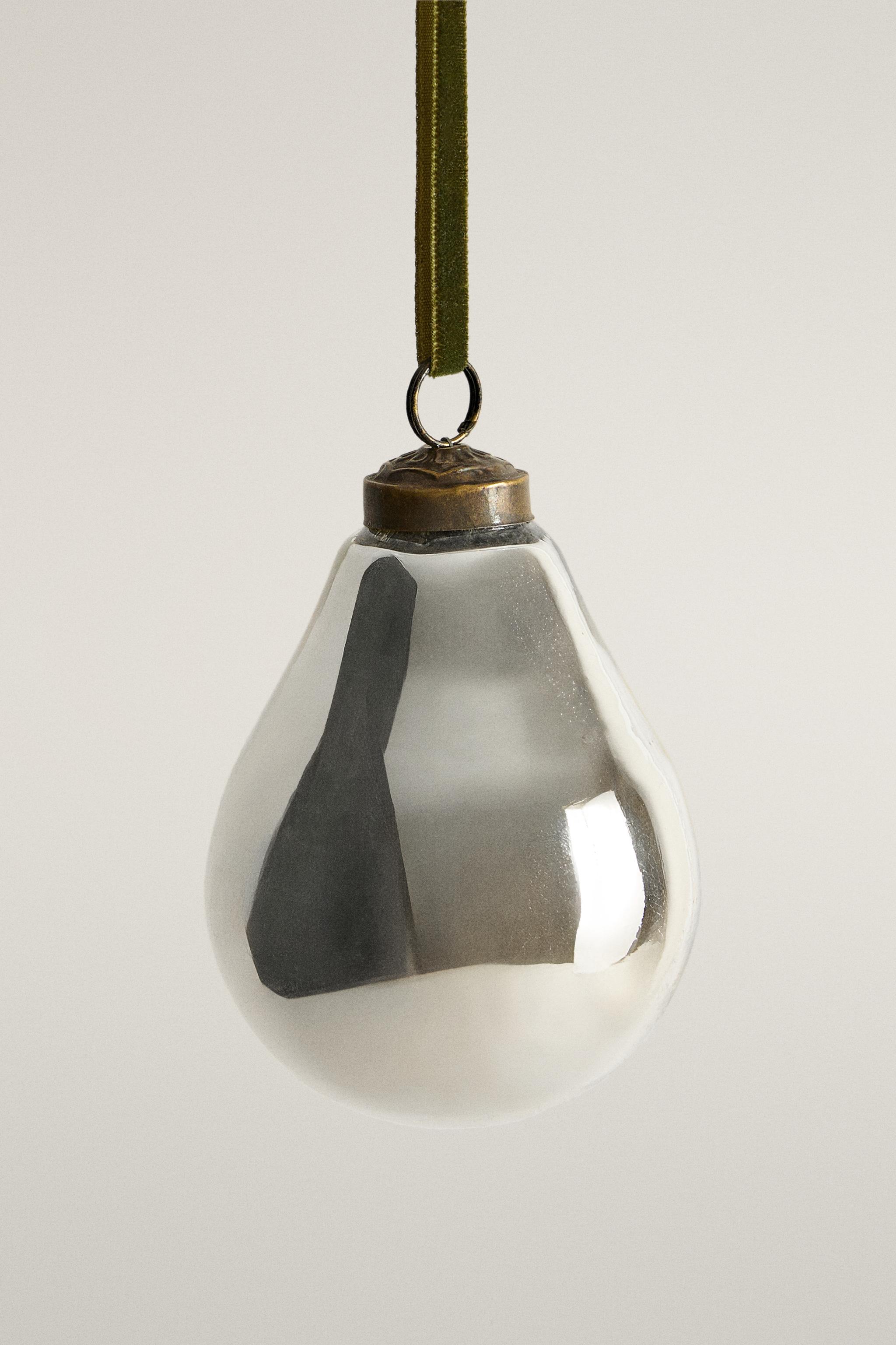 OVAL GLASS CHRISTMAS TREE ORNAMENT