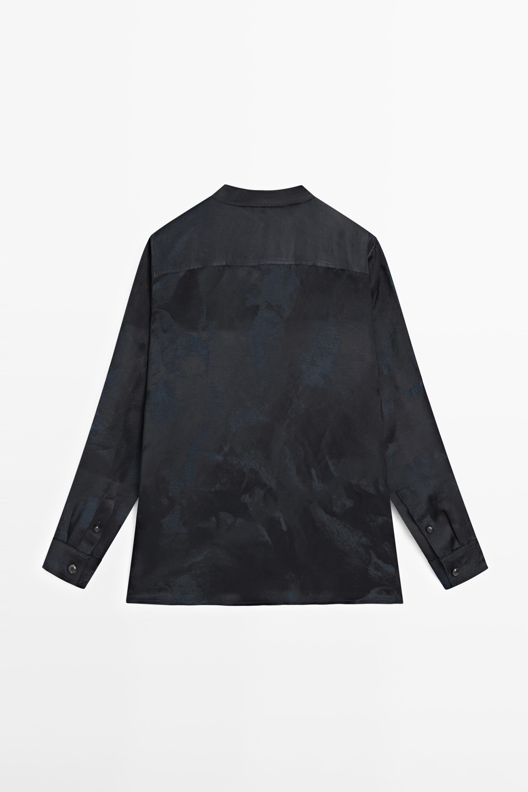Flowing jacquard shirt