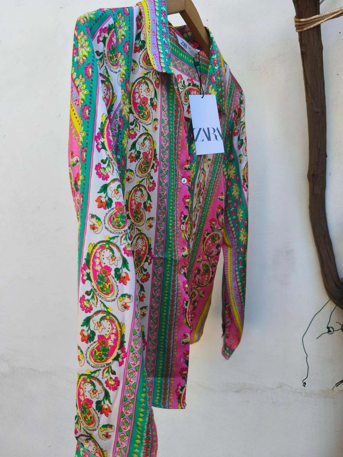 PRINTED SHIRT WITH A SATIN FINISH - Image 9