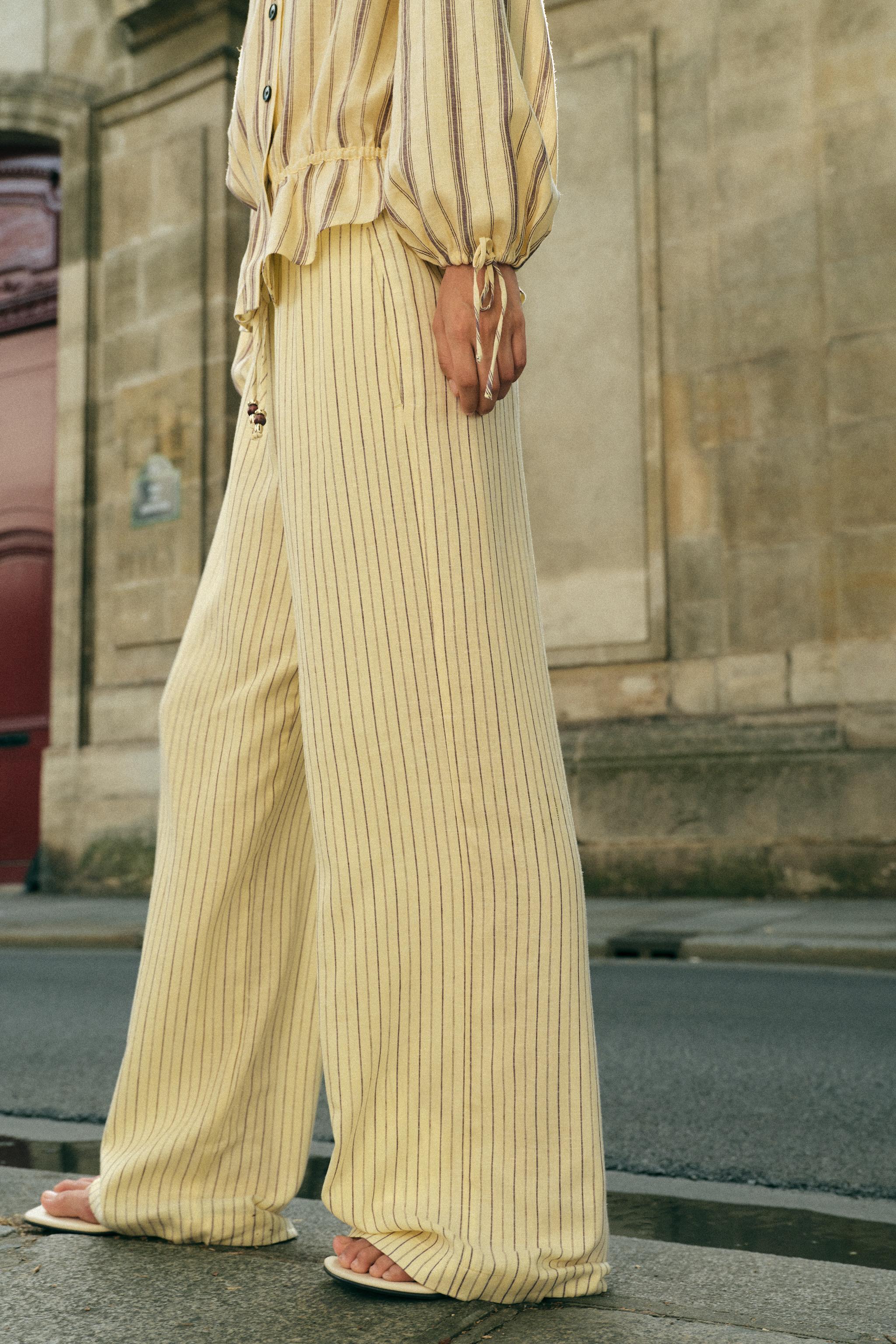 Женские брюки Zara STRIPED LINEN PANTS — фото 4