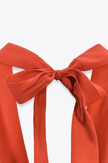 TOP FLUIDO HALTER DRAPEADO - Rojo / Coral de Zara