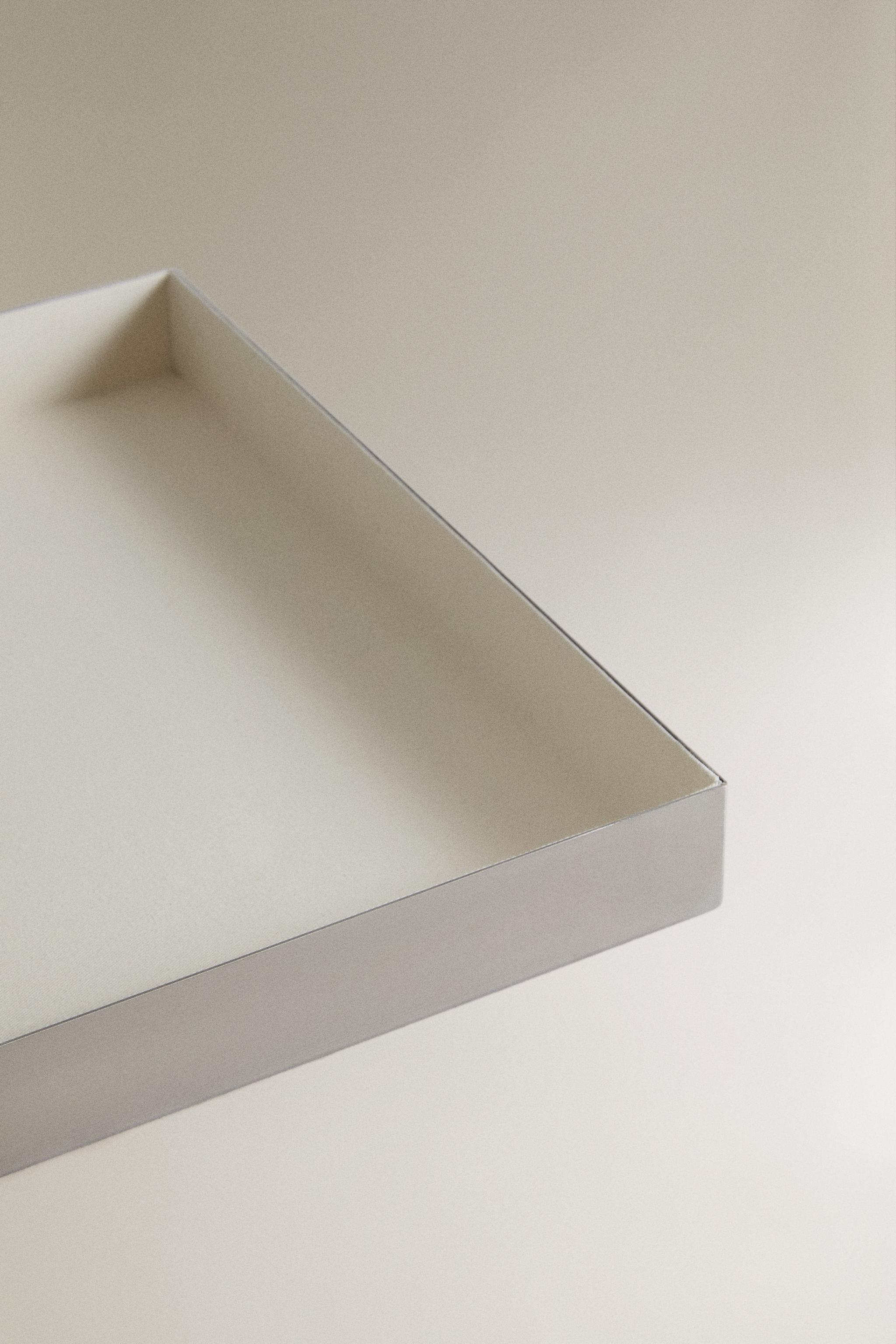 METAL AND FABRIC ORGANISER TRAY — Silver