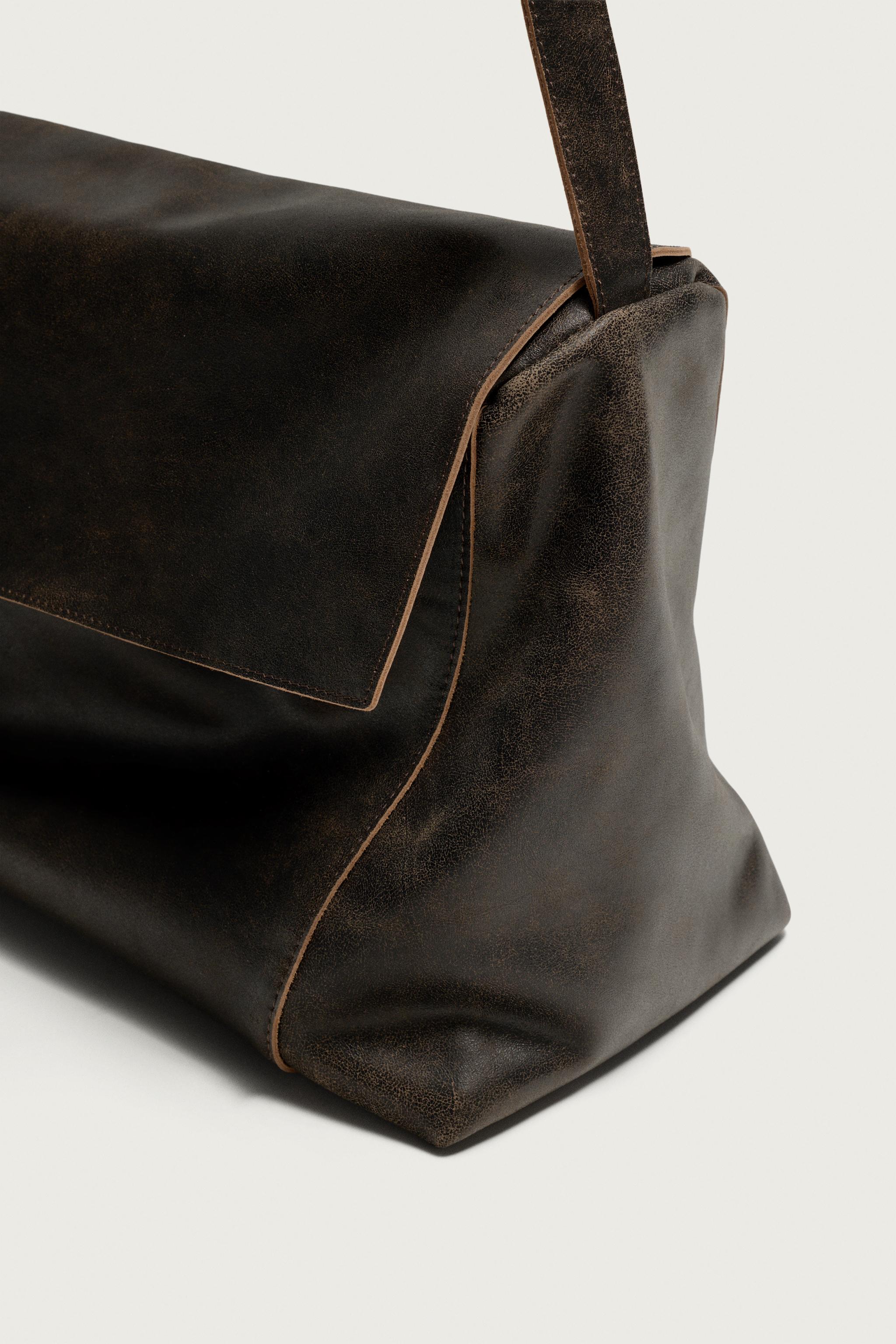 LEATHER FLAP CROSSBODY BAG