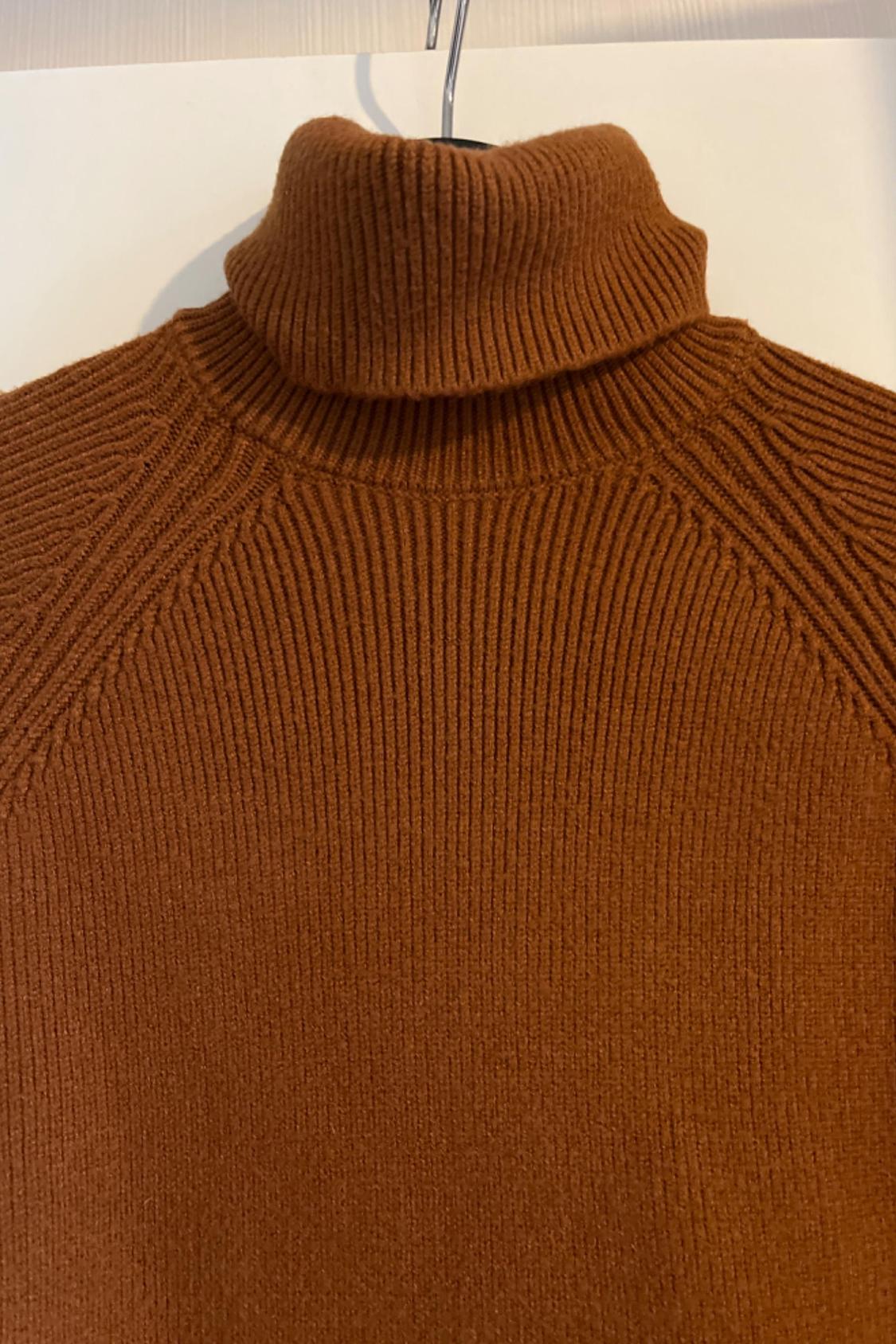 KNIT SWEATER WITH TIES - Image 2