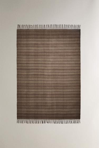 STRIPED THROW - Khaki by Zara