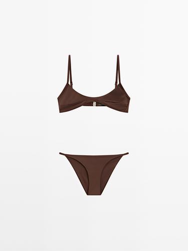 Braguita bikini tira fina - Marrón de Zara