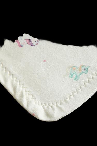 MANTA POLAR BEBÉ ESTAMPADO MY LITTLE PONY© - Crudo de Zara