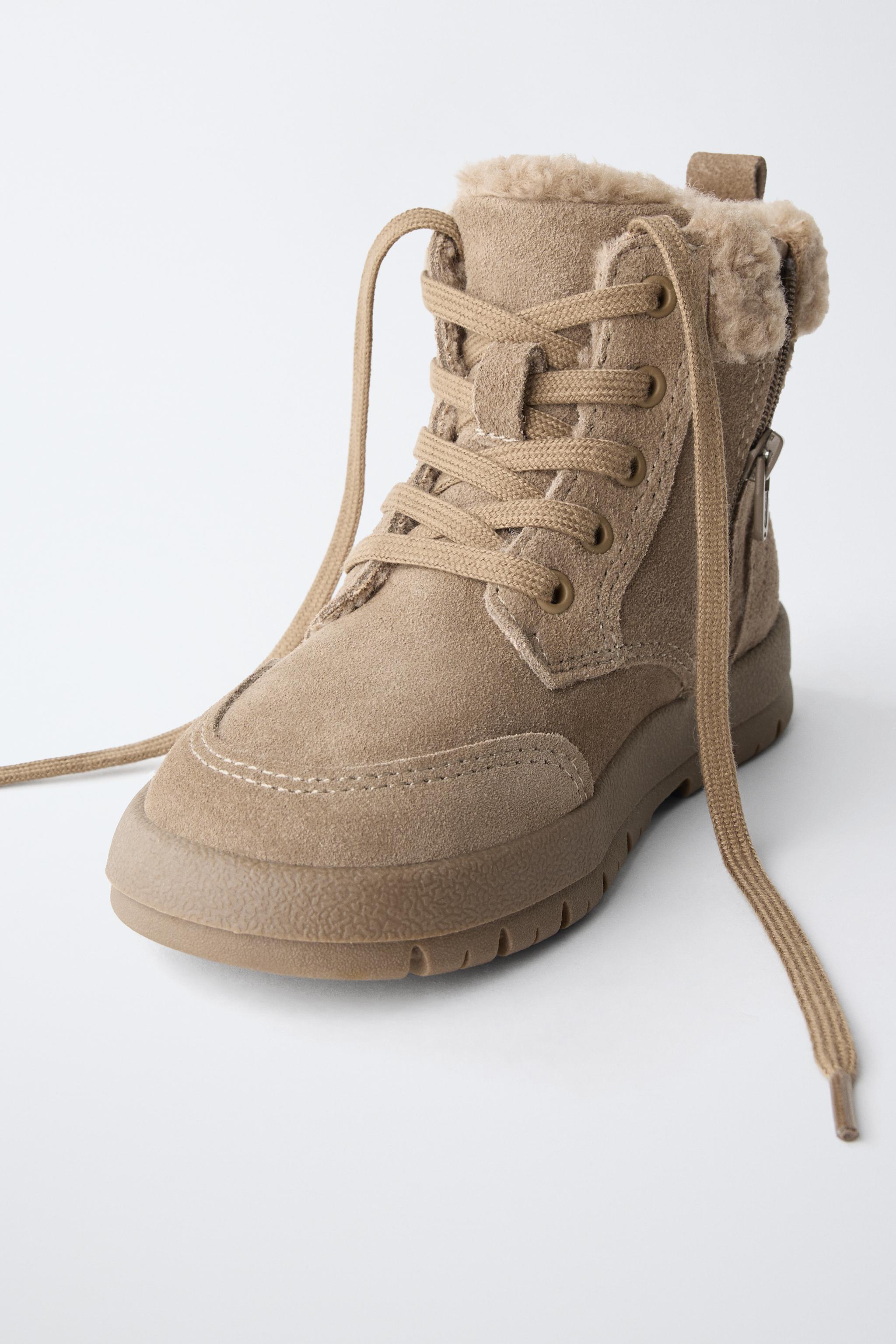 LEATHER LACE-UP ANKLE BOOTS