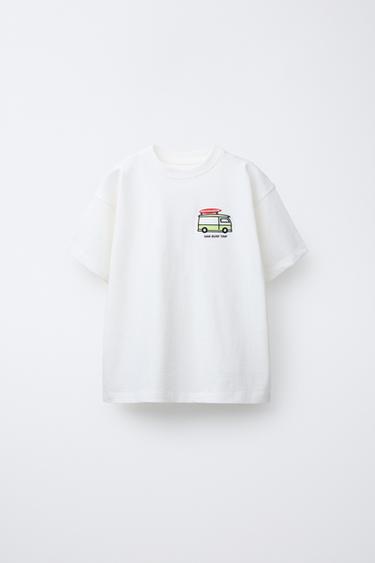 CAMISETA DETALLE BORDADO - Crudo de Zara
