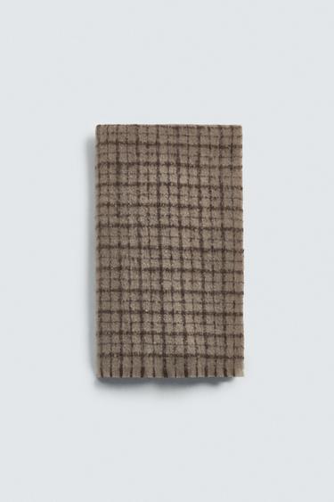 BRUSHED CHECK SCARF - Brown by Zara