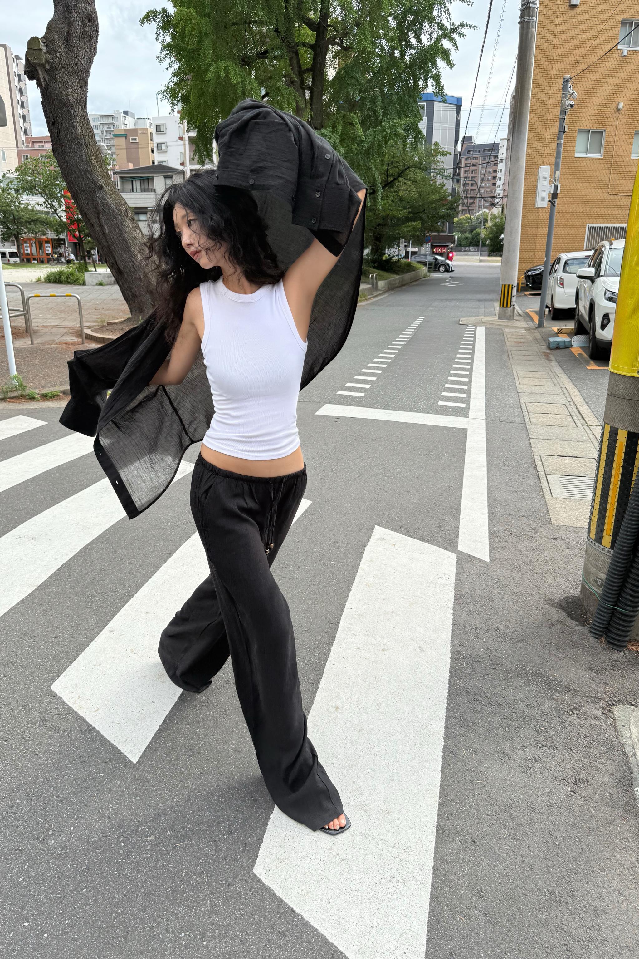☆ドイツ発*ZARA*新作*コンバインワイドレッグデニム/LB☆ ☆ドイツ発*ZARA*新作*ダーツワイドレッグデニム/MID-BLUE