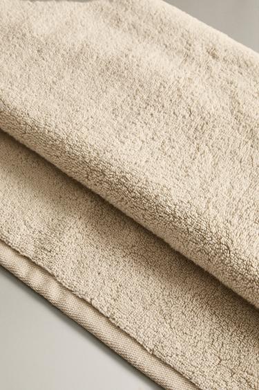 Zara EXTRA SOFT DOUBLE BORDER BATH TOWEL - Light sand
