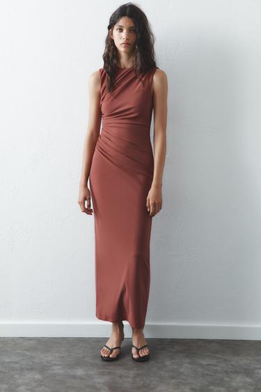 VESTIDO MIDI DRAPEADO - Terracota de Zara - Imagen 0