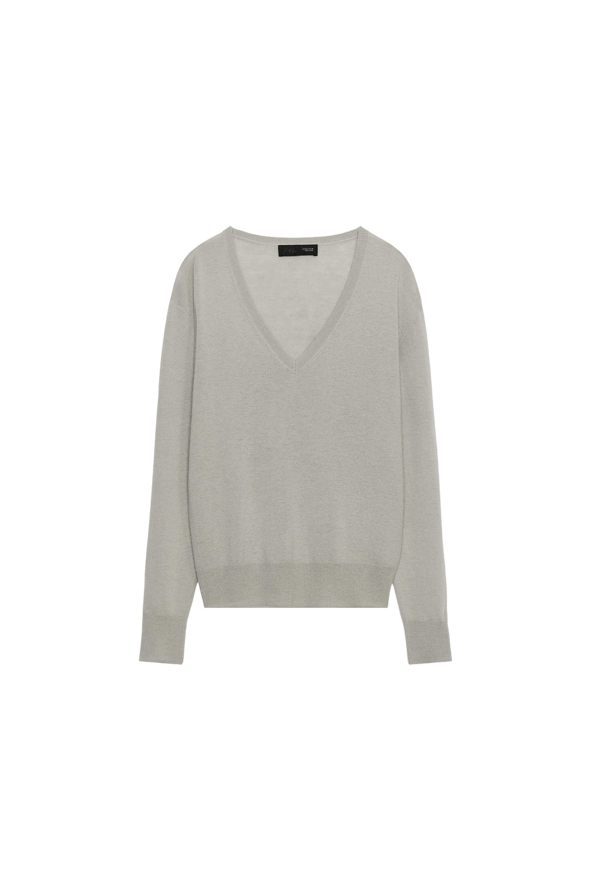 ULTRA-SOFT 100% WOOL V-NECK JUMPER