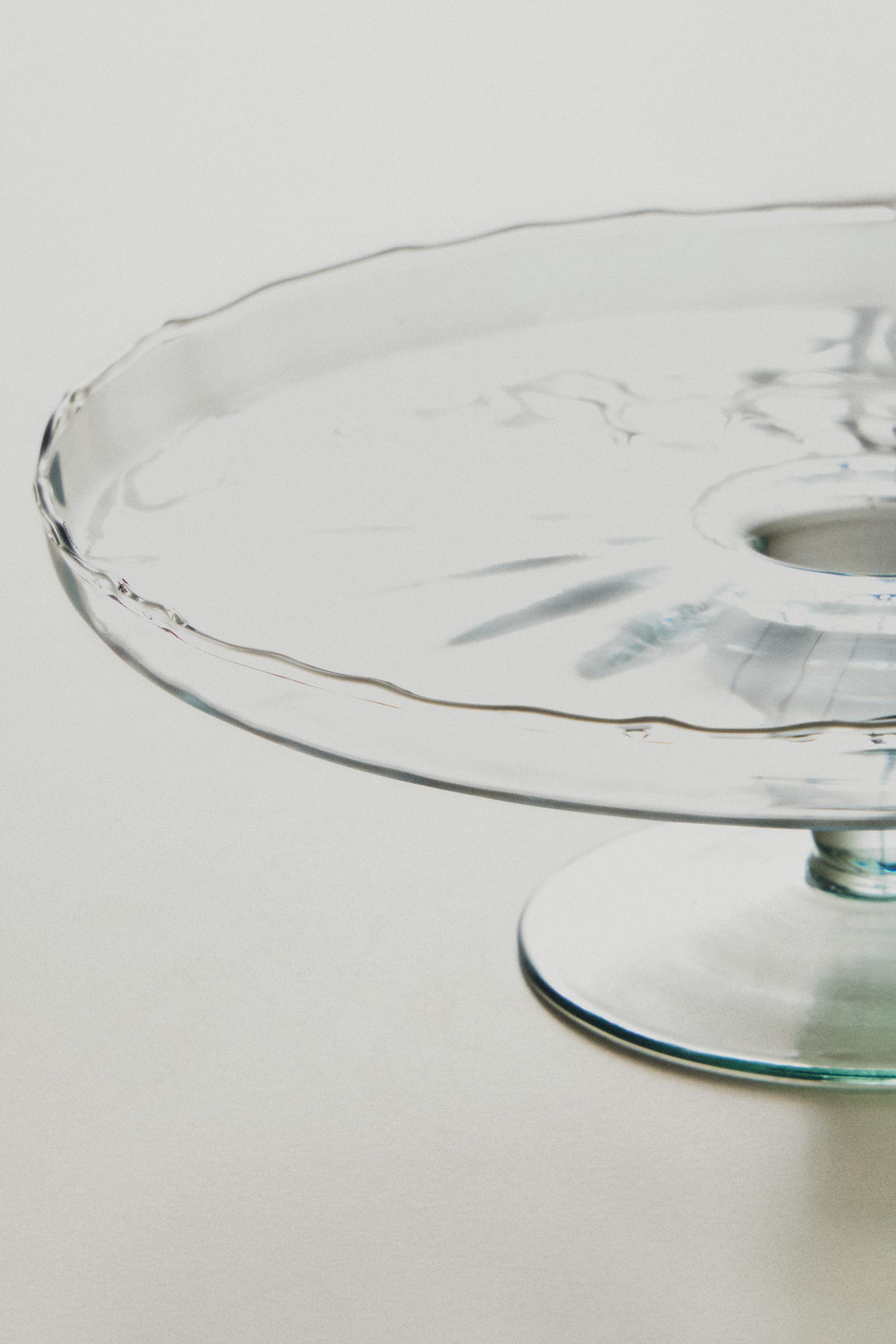 PLAT À GÂTEAU EN VERRE