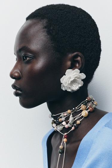 EMBOSSED FLOWER EARRINGS - Ecru by Zara - Image 1