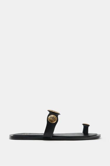 {navn} - {farge} for Zara