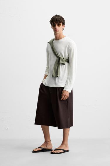 BERMUDA PLIS COUPE OVERSIZE - Marron de Zara