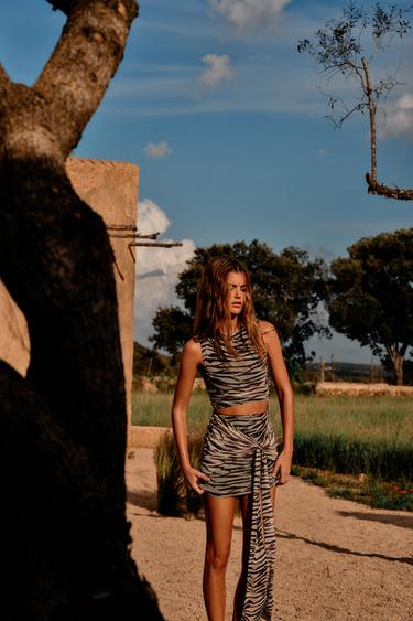 ROBE EN TULLE IMPRIMÉE AJOURÉE - Zèbre de Zara