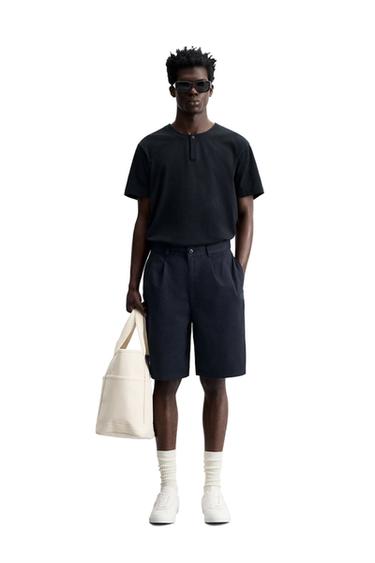 ボタンネックTシャツネイビーブルーZaraのボタンネックTシャツ - ネイビーブルー 