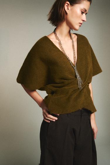 SWEATER DE MANGA CURTA DE MALHA DRAPEADA - caqui-médio da Zara