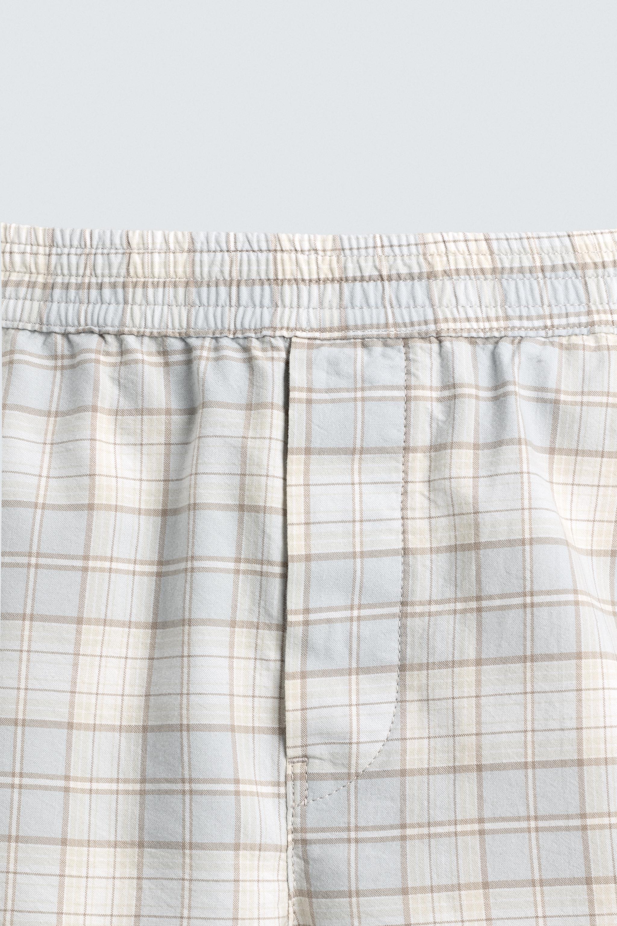 REGULAR FIT PLAID SHORTS