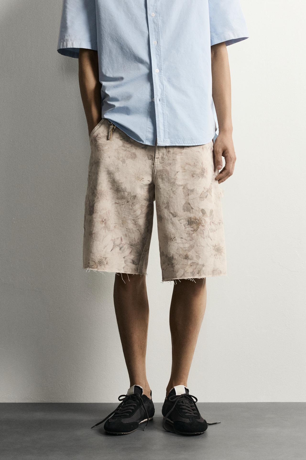 WASHED FLORAL PRINT CARPENTER SHORTS — Multicolored