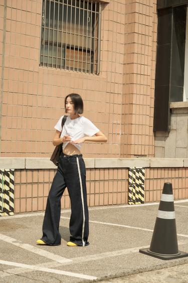 JEANS Z1975 WIDE LEG ハイウエスト PUNTILLAブルーZaraのJEANS Z1975 WIDE LEG ハイウエスト PUNTILLA - ブルー 
