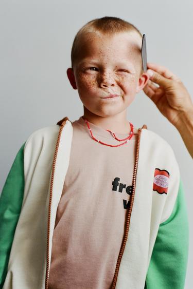 COLOUR BLOCK HOODIE WITH EMBROIDERED FLOWER - Multicoloured by Zara