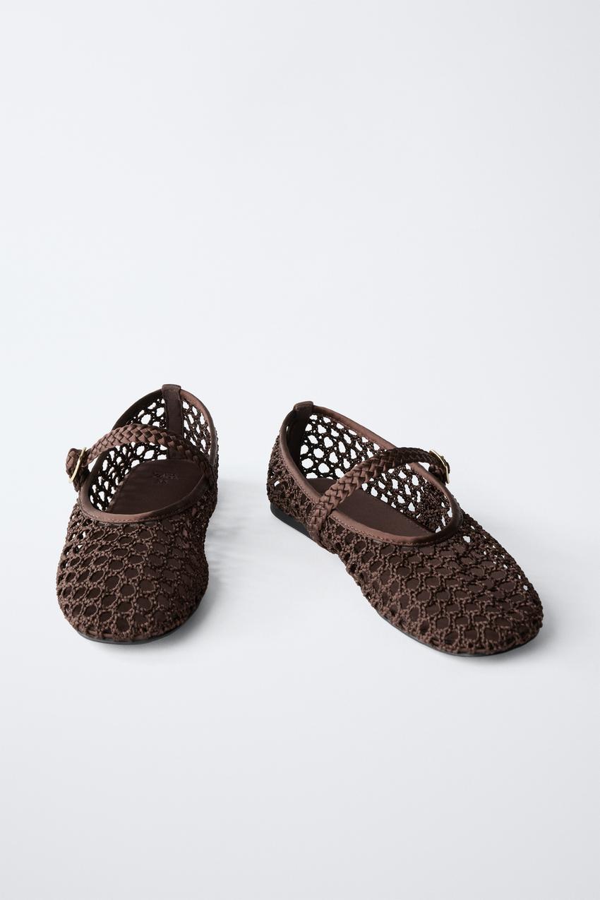 CUT-OUT BALLET FLATS