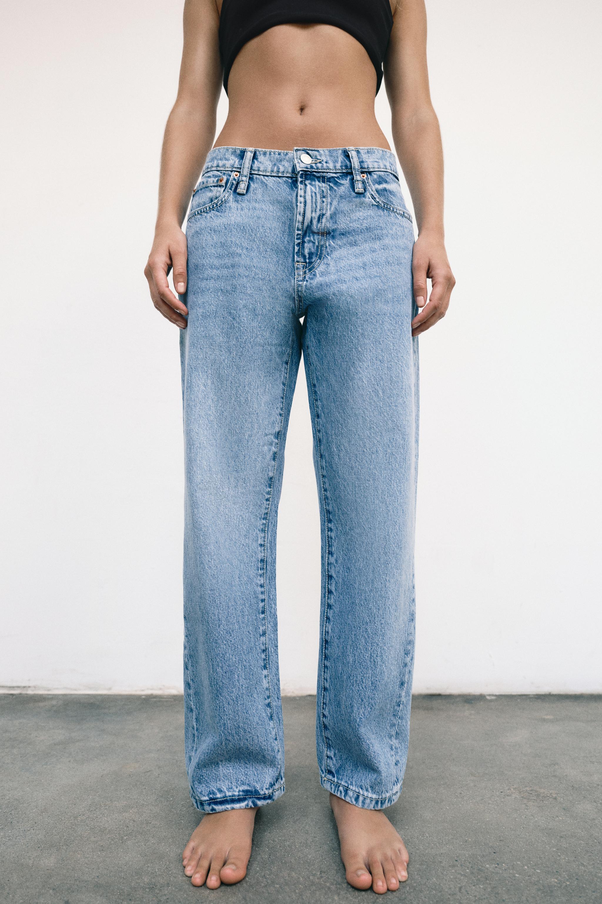 【C23703】Sara GRLFRND Sara Super High Rise Slim Straight Jeans in Lenox Hill | FWRD