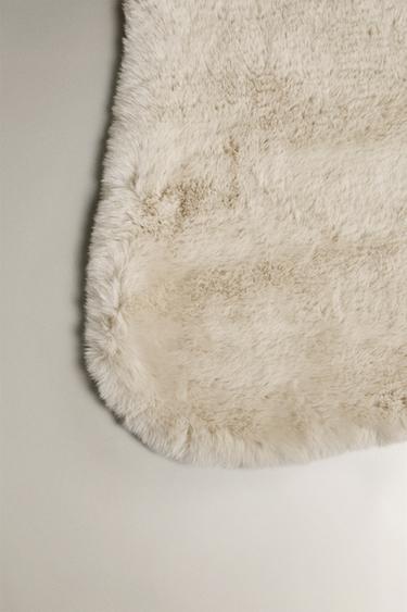 イレギュラーパイルラグライトベージュZaraのイレギュラーパイルラグ - ライトベージュ