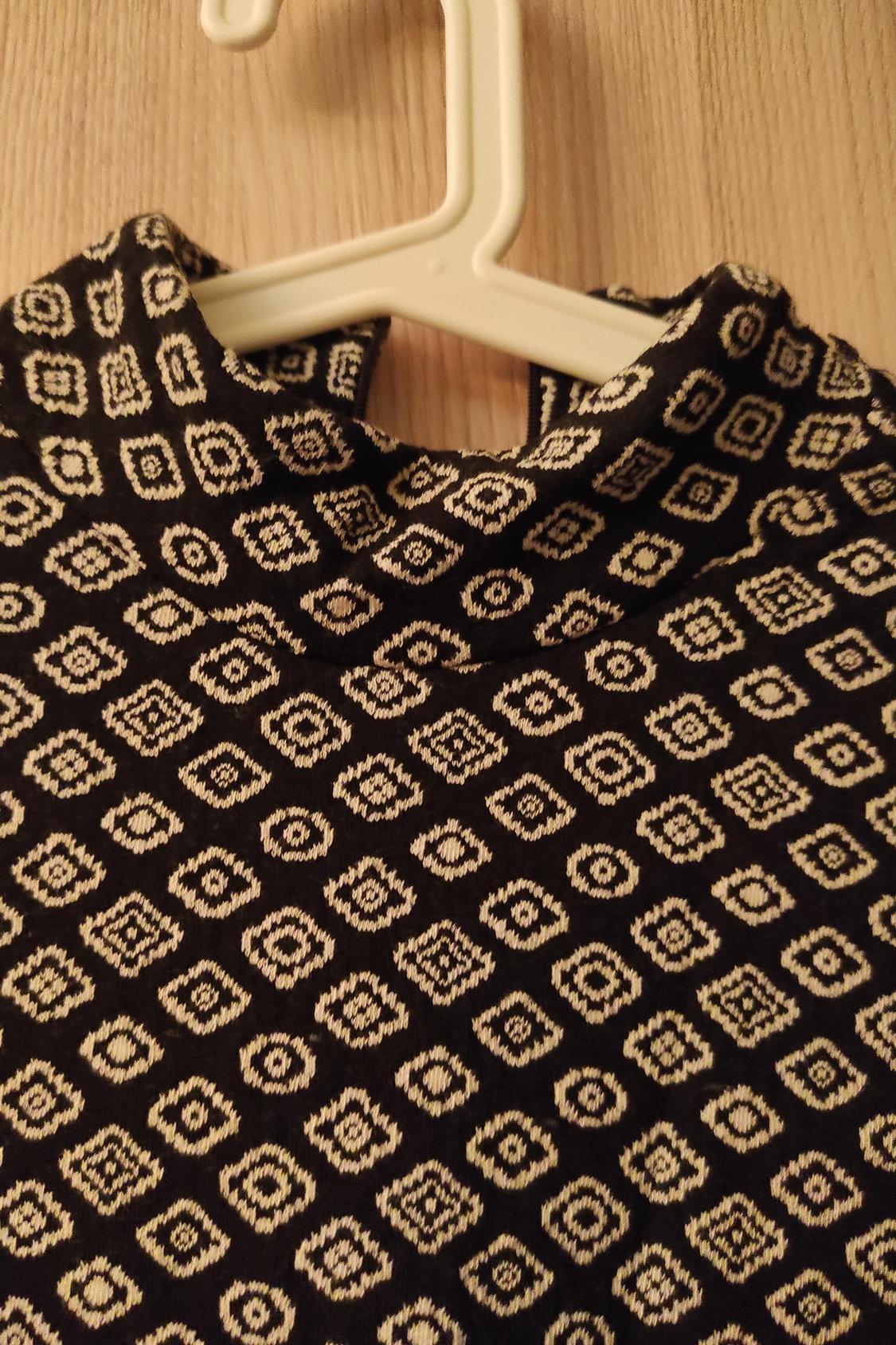 BLUSA BLANCA Y NEGRA - Image 3