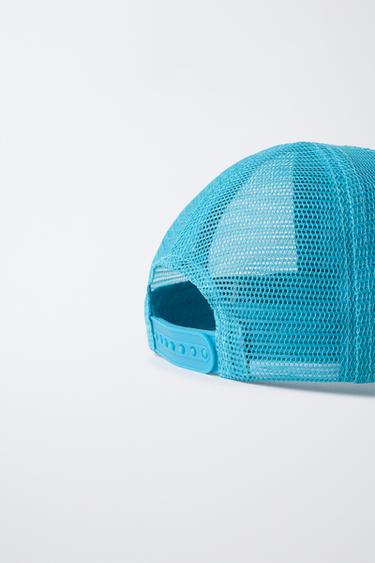 CASQUETTE EN RÉSILLE À ÉTIQUETTE AUTOCOLLANTE - Bleu / Blanc de Zara - Image 2