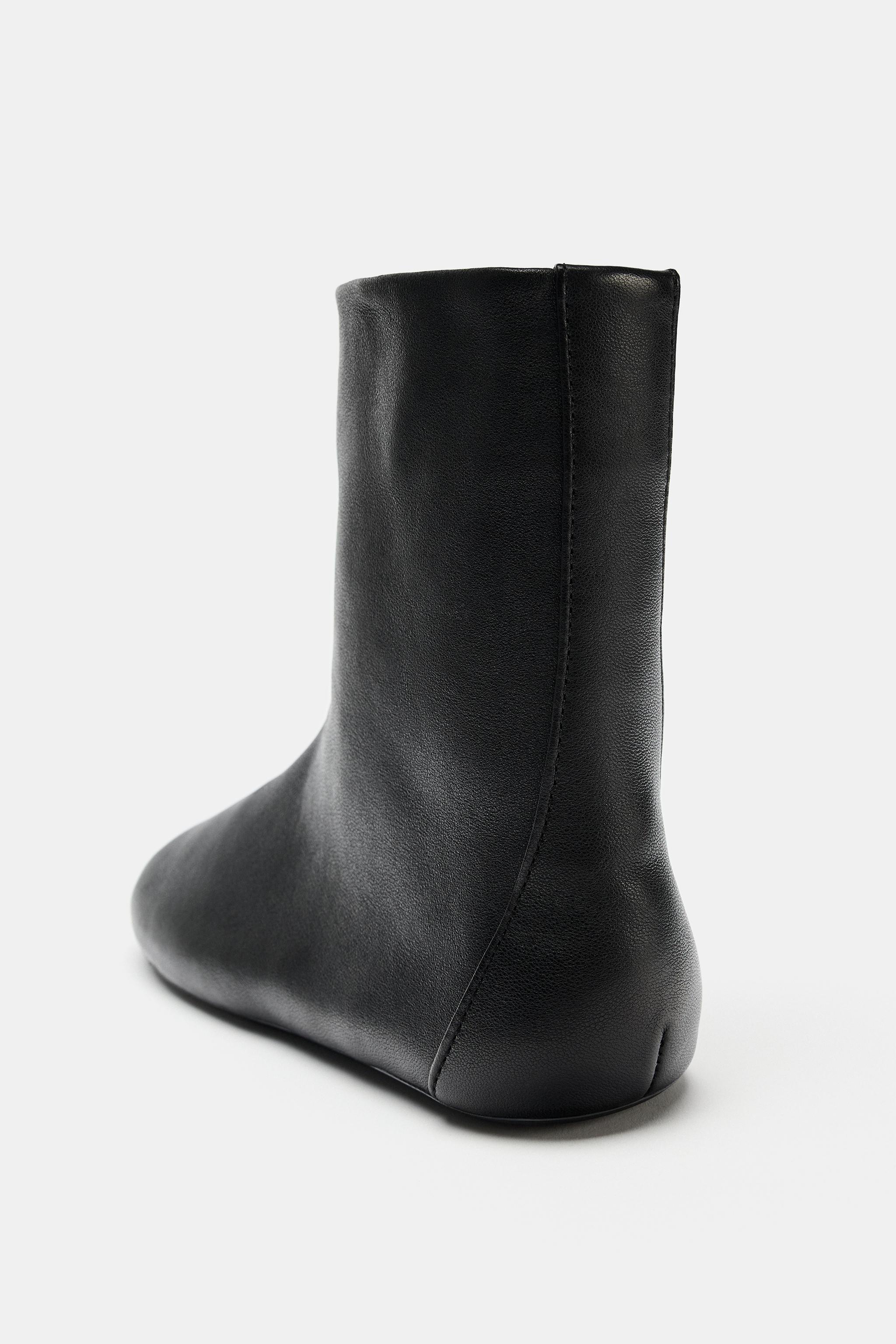 SOFT LEATHER FLAT ANKLE BOOTS