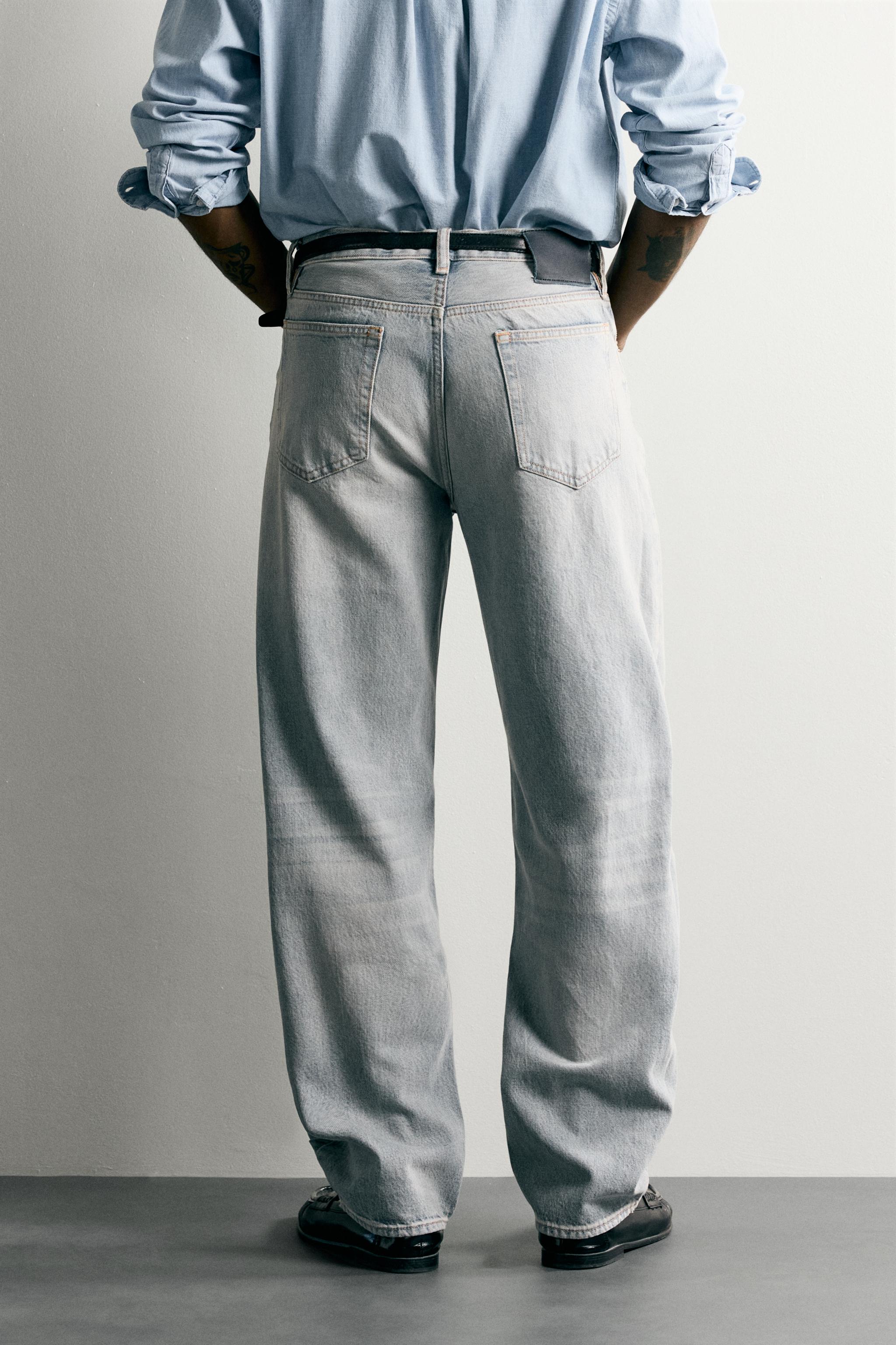 STRAIGHT FIT JEANS