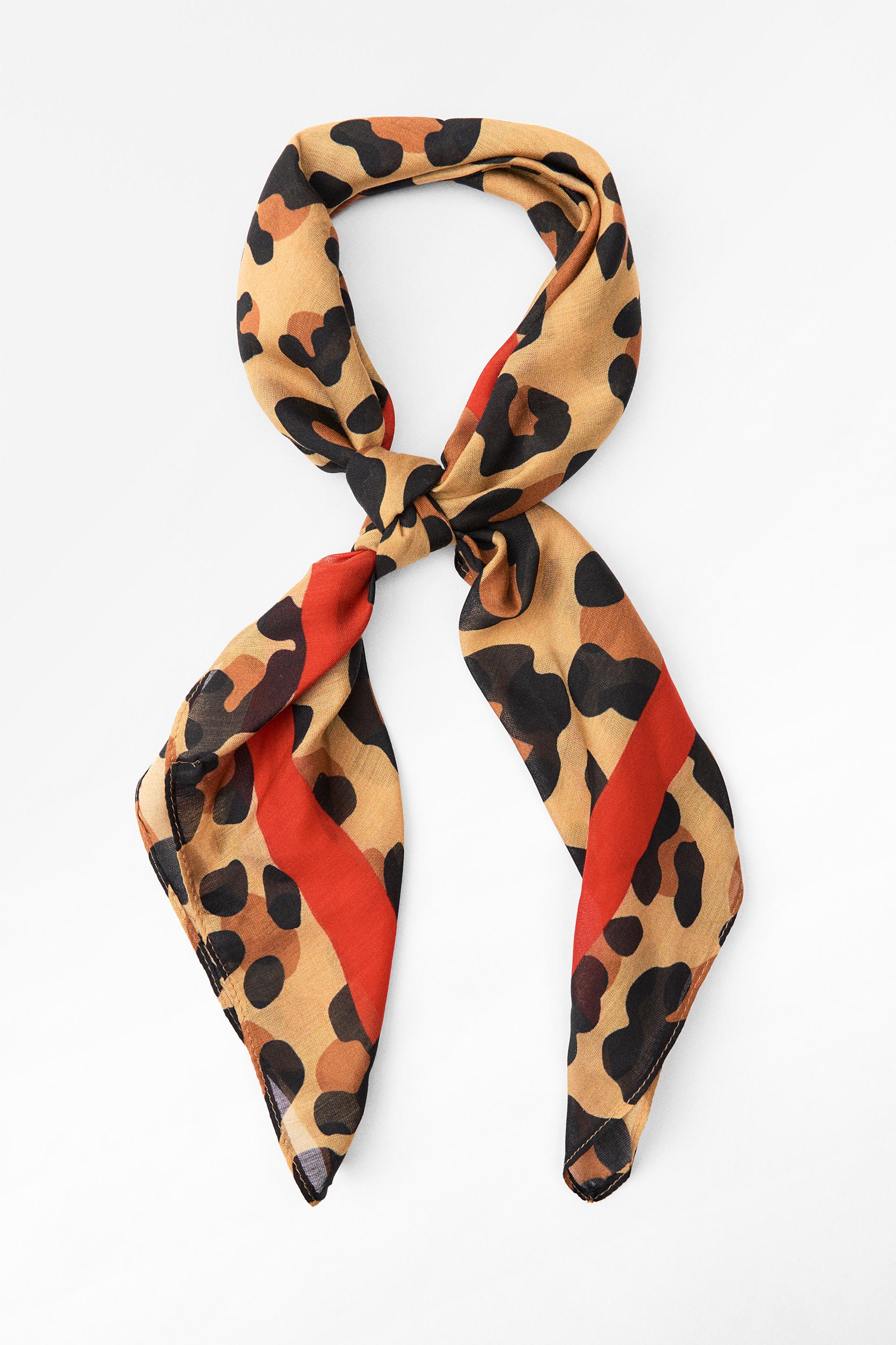 ΜΑΝΤΙΛΙ ΑΠΟ ΜΟΝΤΑΛ ΚΑΙ ΜΕΤΑΞΙ ANIMAL PRINT