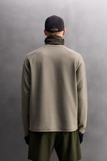 WAFFLE-TEXTURE T-SHIRT WITH POCKET - Mid-camel by Zara - Image 2