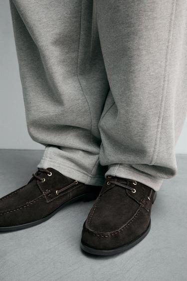 CHAUSSURES BATEAU EN CUIR CHAMPION ® X ZARA - Marron de Zara - Image 1