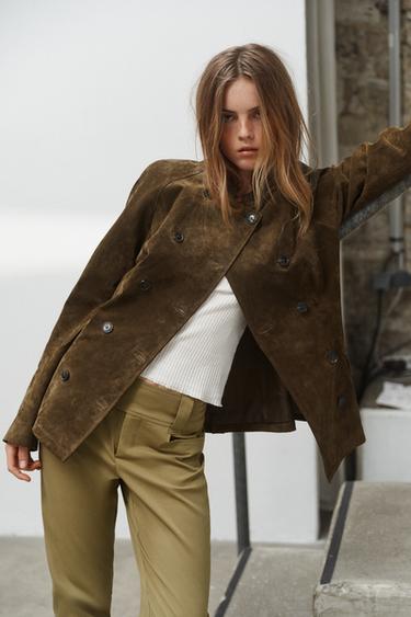 Zaras FIGURSYDD JACKA I 100% MOCKASKINN - Ljus khaki