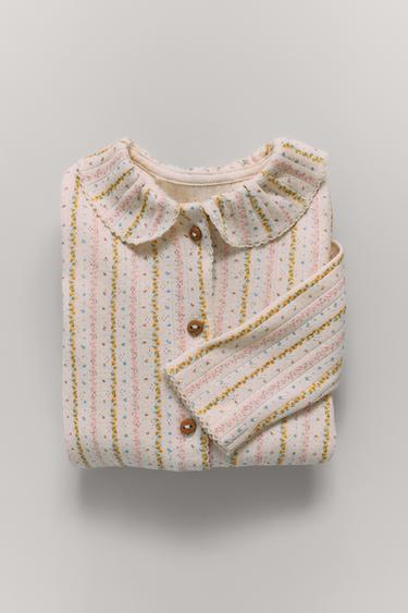 بيجامة قطعة واحدة مزهرة بقدم قابلة للتحويل - خَام الخاص بـ Zara