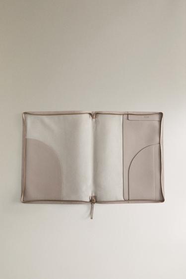 LEATHER CASE - Grey by Zara - Image 2