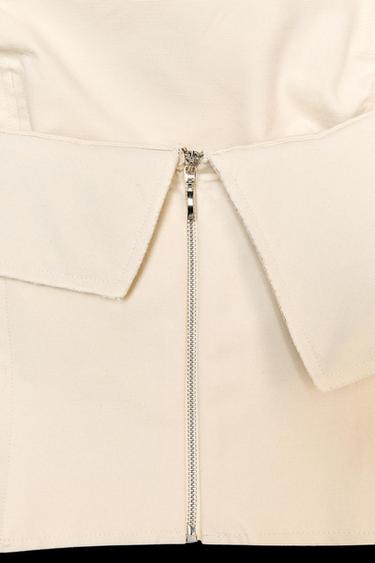 TOP VOLANTE PALABRA DE HONOR ZW COLLECTION - Crudo de Zara