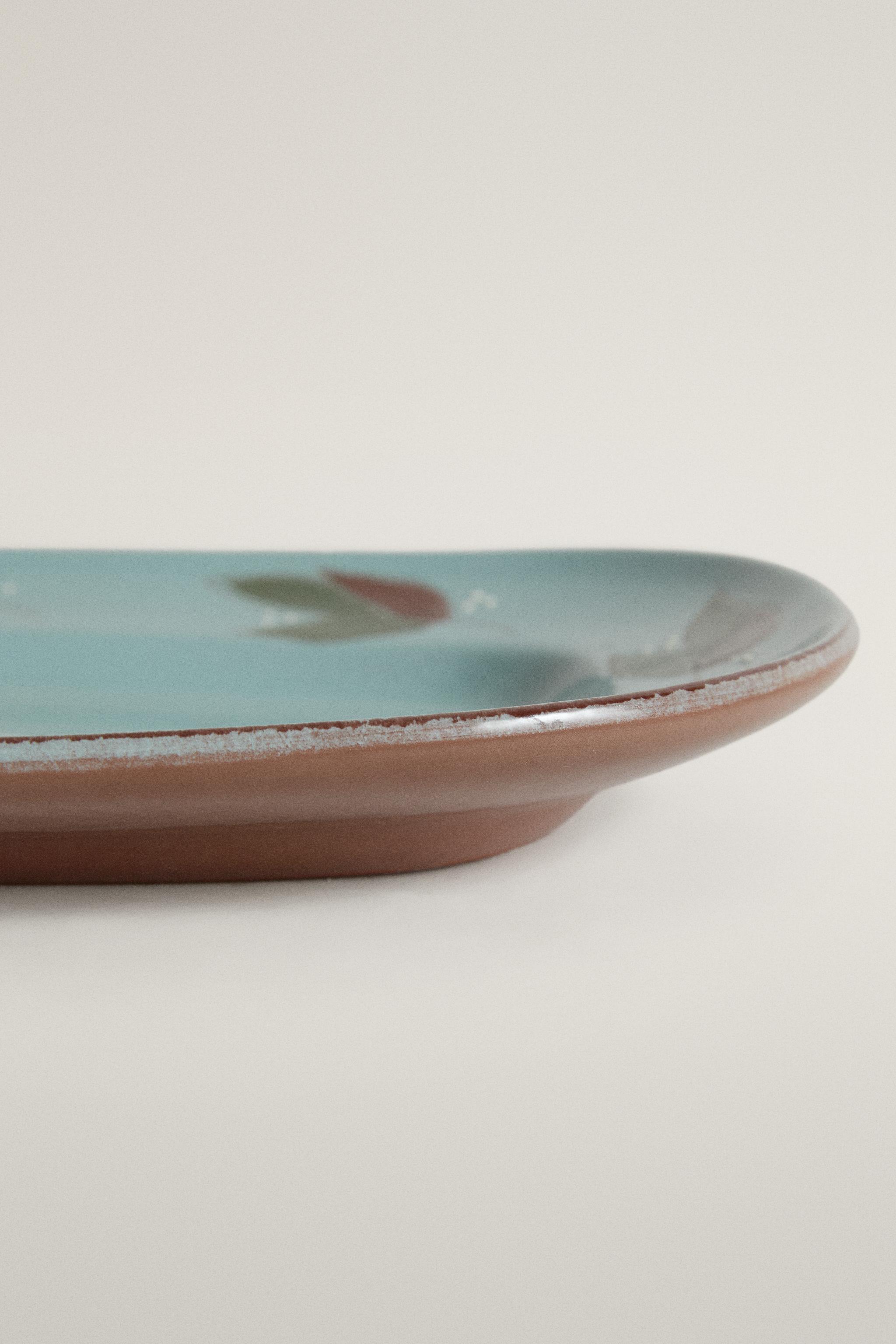 RECTANGULAR LEAF EARTHENWARE SERVING DISH