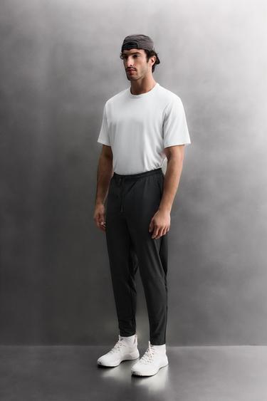 بنطلون تقني بنمط كتل الألوان - رمادي أنثراسايت الخاص بـ Zara - صورة 0