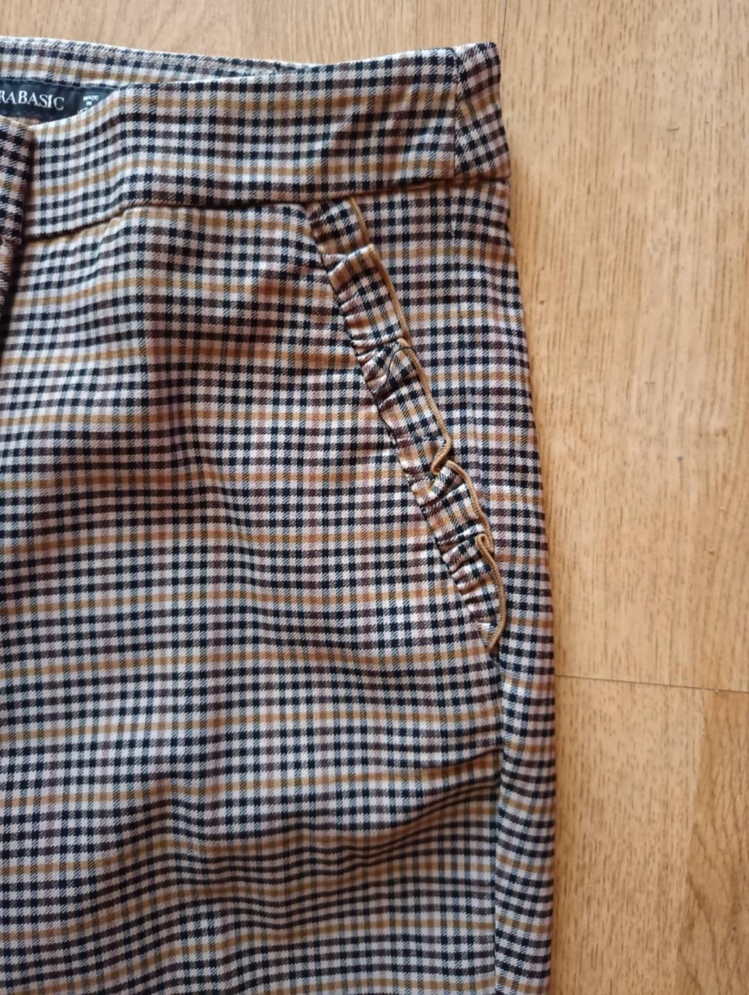 CHECKED TROUSERS WITH RUFFLES - Image 3